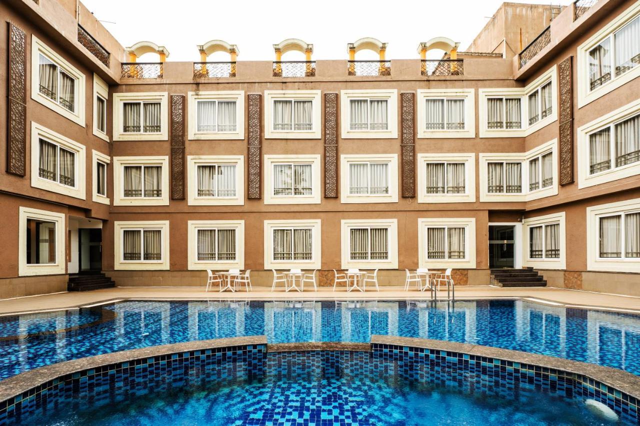 Hotel Zone Connect By The Park Parra Goa Anjuna Zewnętrze zdjęcie