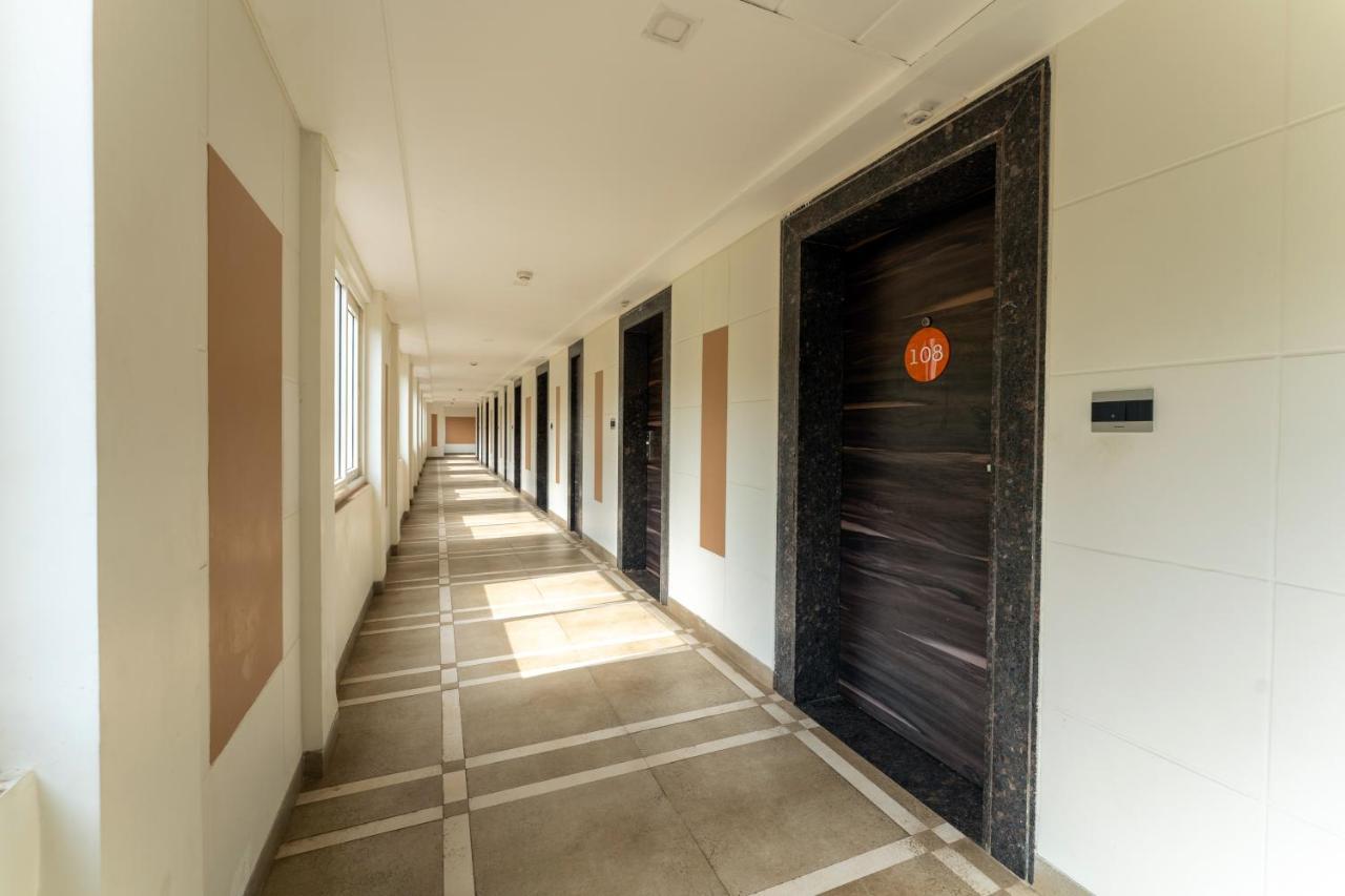 Hotel Zone Connect By The Park Parra Goa Anjuna Zewnętrze zdjęcie