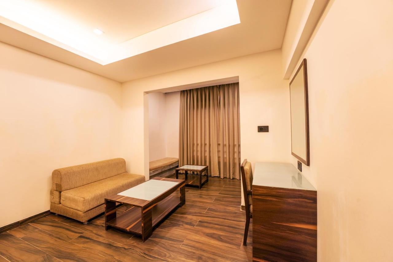Hotel Zone Connect By The Park Parra Goa Anjuna Zewnętrze zdjęcie